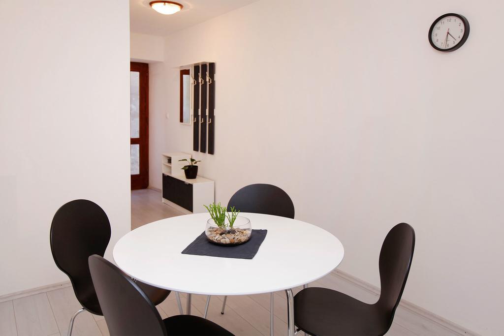 Apartments Park Vela Luka Phòng bức ảnh