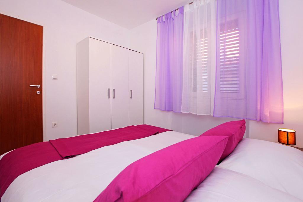Apartments Park Vela Luka Phòng bức ảnh